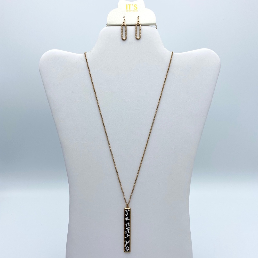 NWT It's Sense Faux Druzy Necklace & GT Earrings